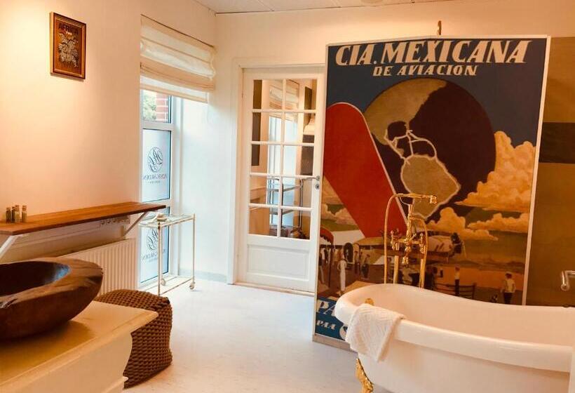 סוויטה עם נוף לנהר, Boutique Hotel Postgården