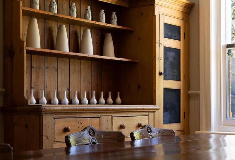 חדר דלוקס, Cleveland Estate