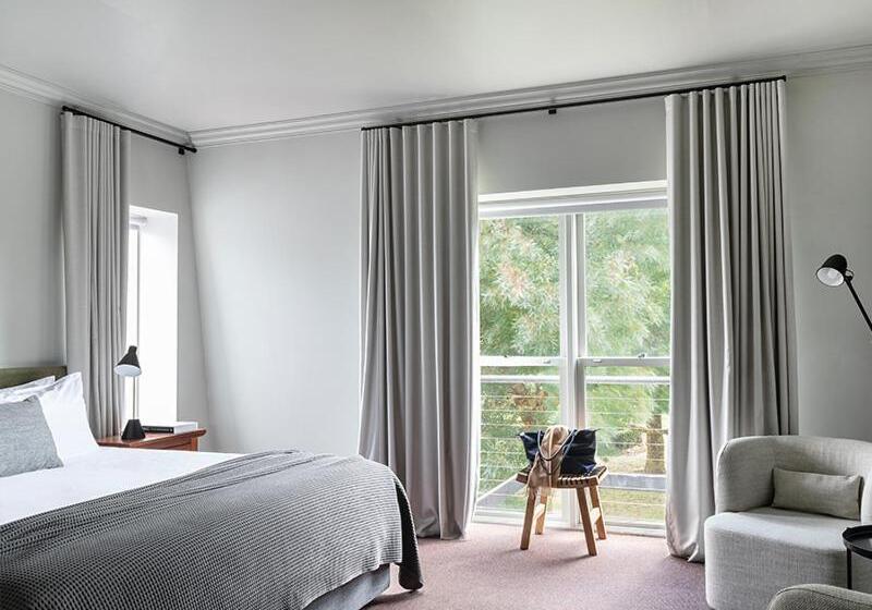 סוויטת סופריור, Cleveland Estate