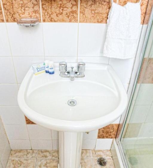 اتاق اکونومی یک تخته, Aluge