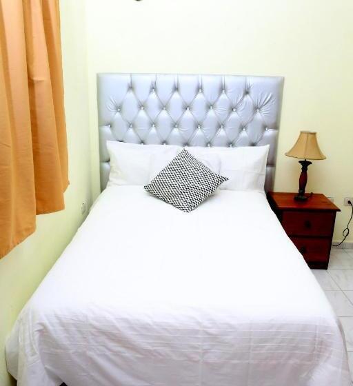 اتاق اکونومی یک تخته, Aluge