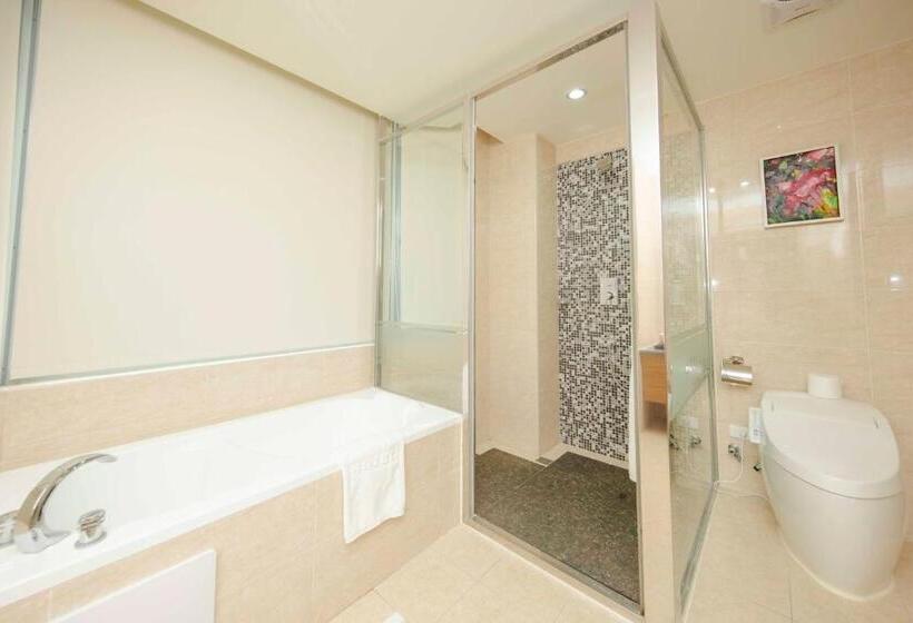 اتاق خانوادگی, Arsma