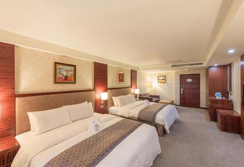 اتاق استاندارد چهار تخته, Arsma