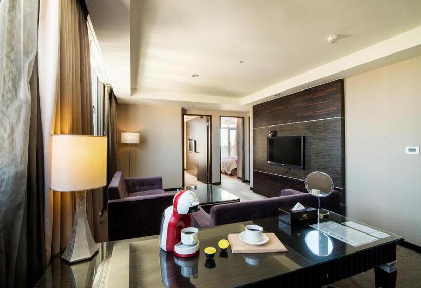 اتاق استاندارد چهار تخته با چشمانداز دریا, Arsma