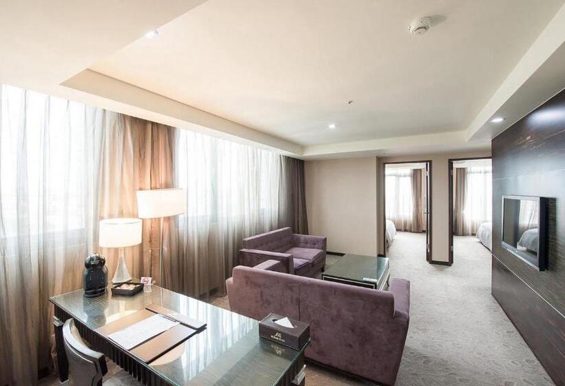 اتاق استاندارد چهار تخته با چشمانداز دریا, Arsma