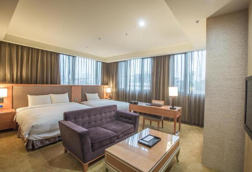 اتاق خانوادگی, Arsma