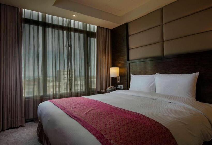 اتاق استاندارد چهار تخته با چشمانداز دریا, Arsma