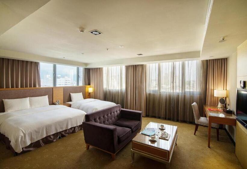 اتاق خانوادگی, Arsma