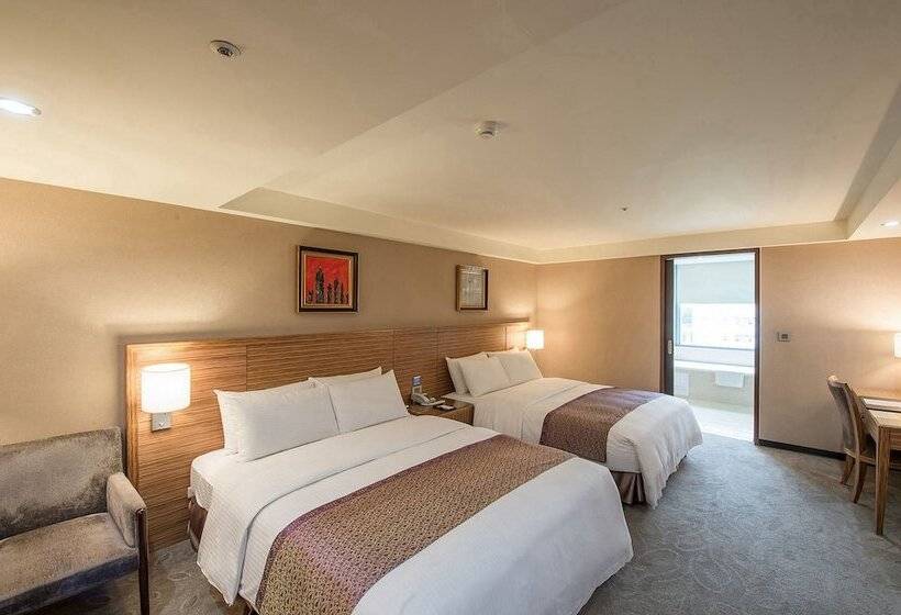 اتاق استاندارد چهار تخته, Arsma