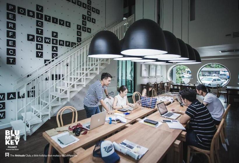 디럭스 룸, Blu Monkey Hub And Hotel Phuket Town  Free All Day Coworking Space