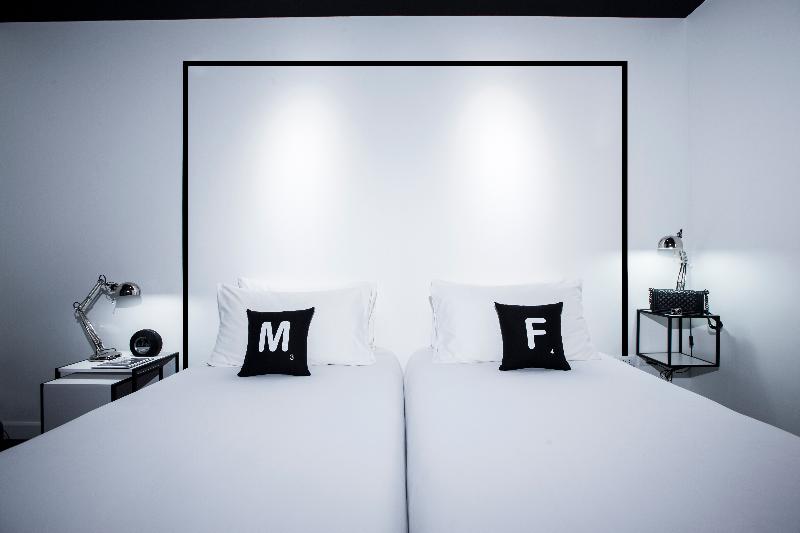 디럭스 룸, Blu Monkey Hub And Hotel Phuket Town  Free All Day Coworking Space