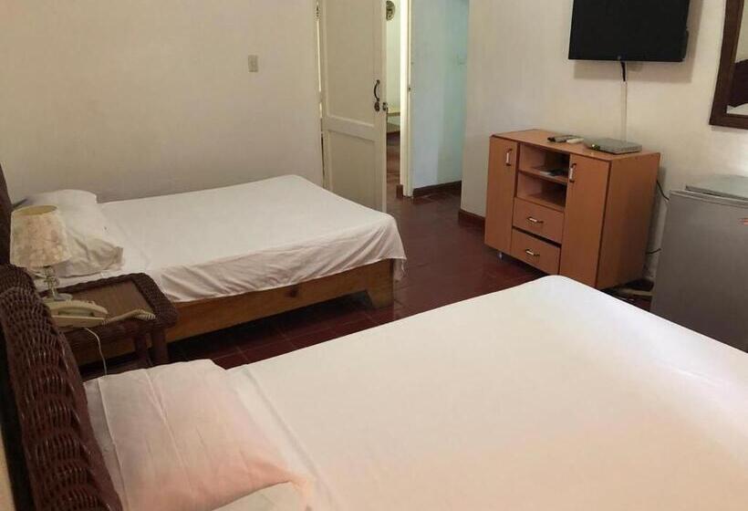 스탠다드 룸 더블 침대 2개, Bocachica Beach