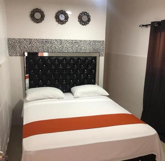 이코노미 룸, Bocachica Beach