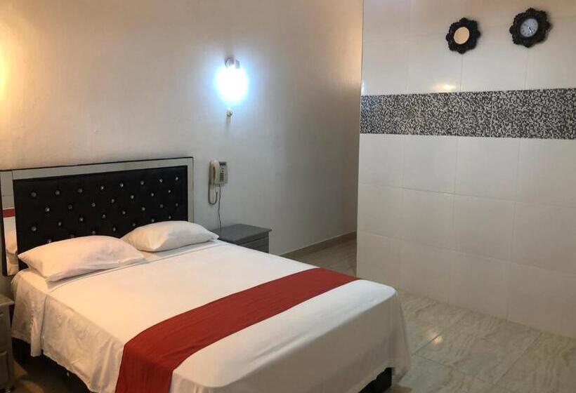 이코노미 룸, Bocachica Beach