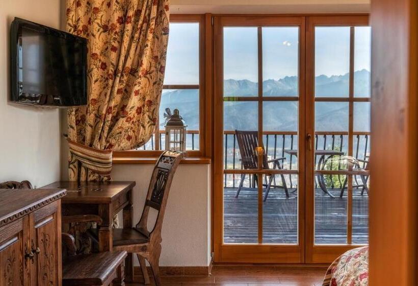 テラス付きマウンテンビュースイート, Butorowy Dwór