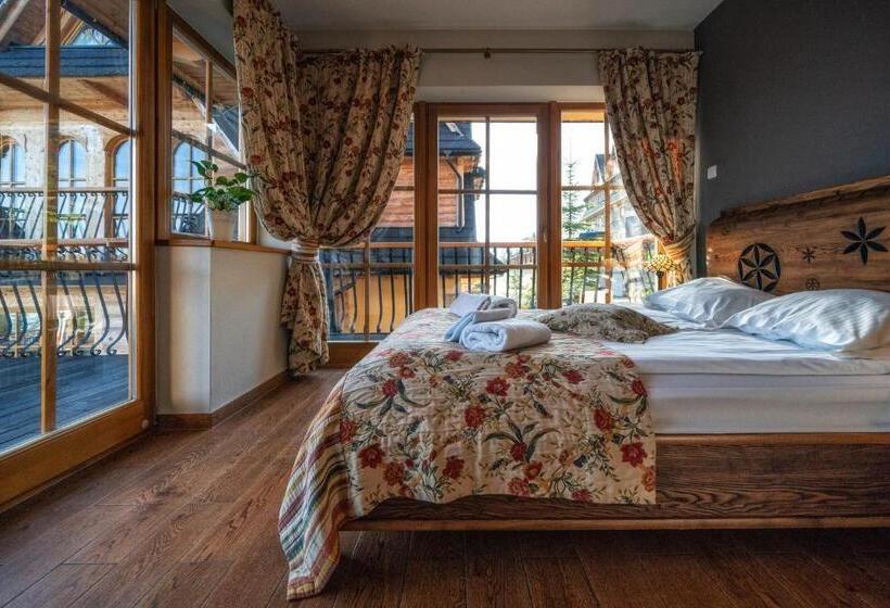 テラス付きマウンテンビュースイート, Butorowy Dwór