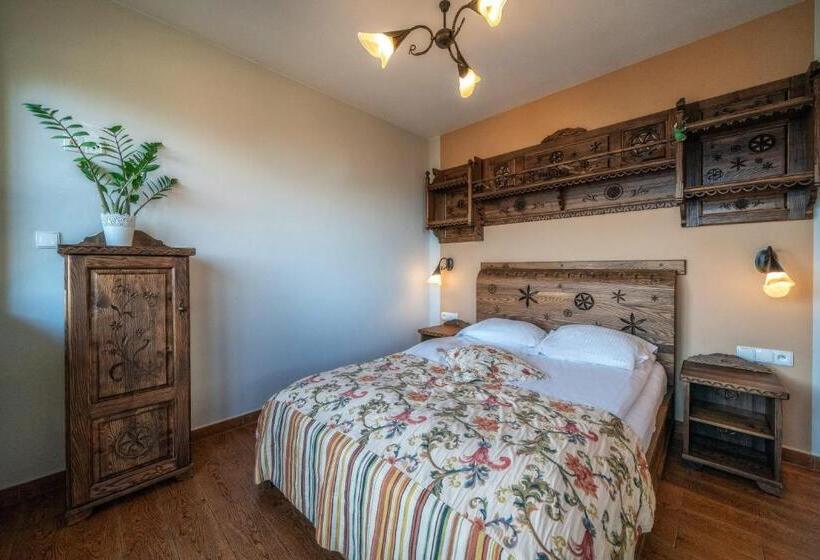 エクゼクティブスイート, Butorowy Dwór