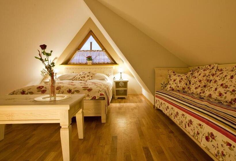 ペントハウスルーム, Butorowy Dwór