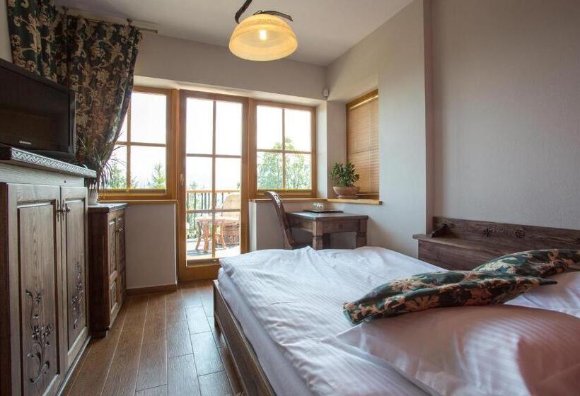 ペントハウスルーム, Butorowy Dwór