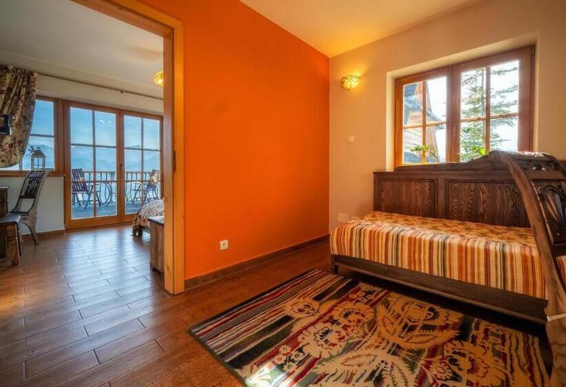 テラス付きマウンテンビュースイート, Butorowy Dwór