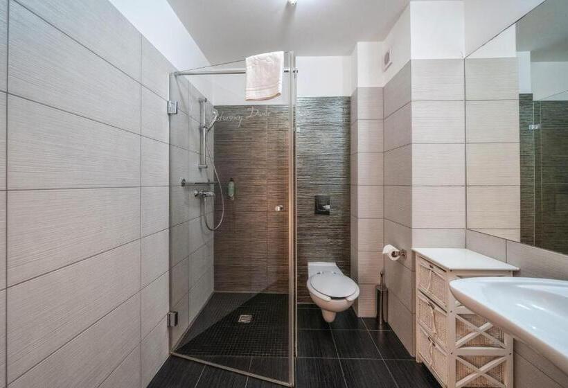 テラス付きマウンテンビュースイート, Butorowy Dwór