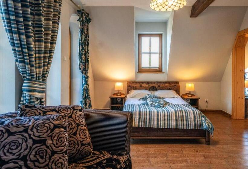 エクゼクティブスイート, Butorowy Dwór