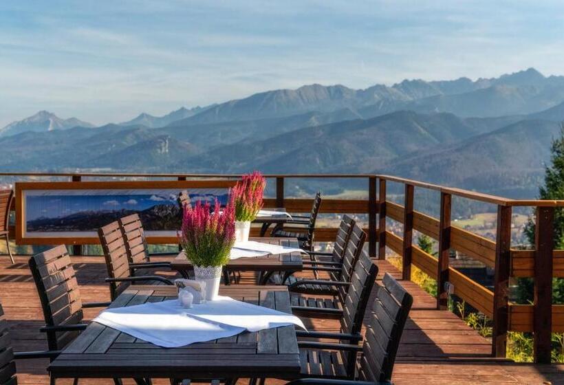 テラス付きマウンテンビュースイート, Butorowy Dwór