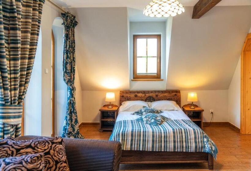 エクゼクティブスイート, Butorowy Dwór