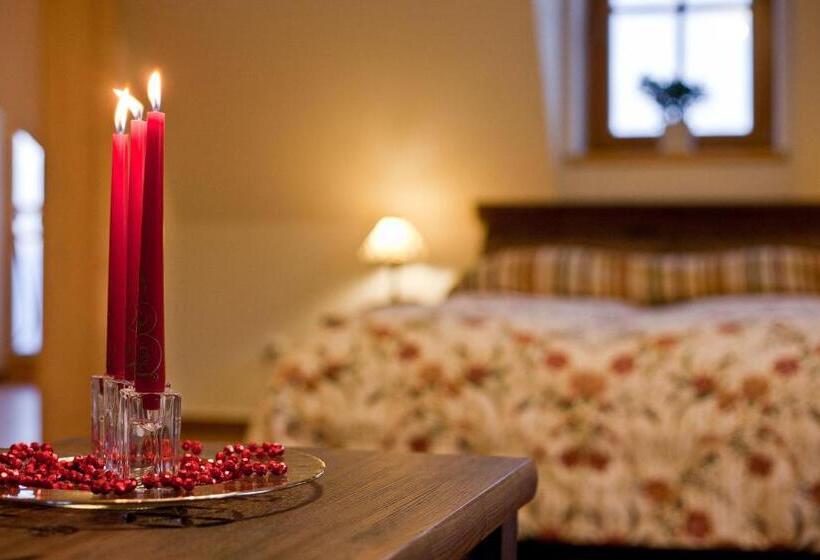 エクゼクティブスイート, Butorowy Dwór