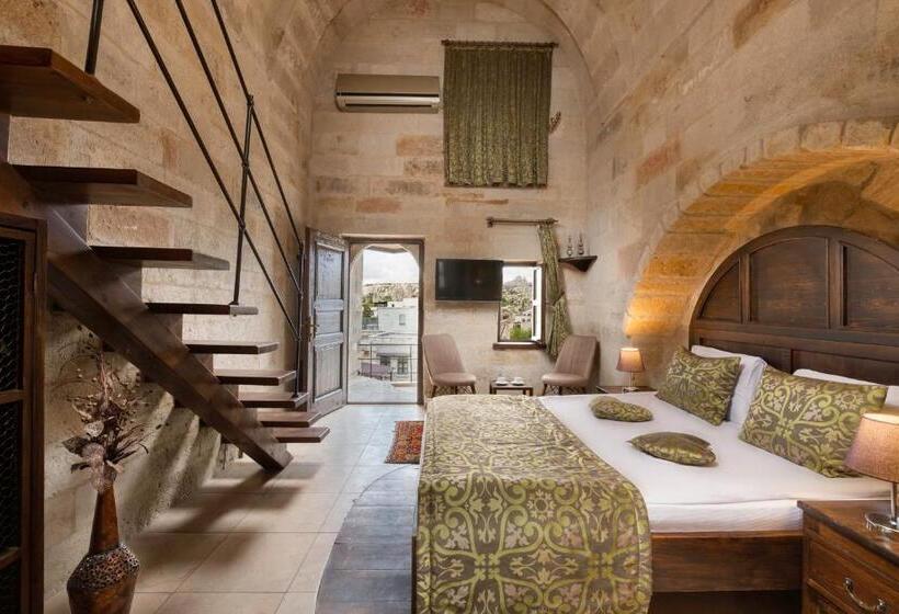 غرفة قياسية مزوَّدة بتراس, Doors Of Cappadocia Special Cave