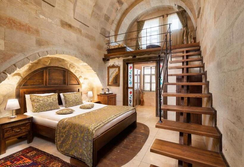 غرفة قياسية مزوَّدة بتراس, Doors Of Cappadocia Special Cave