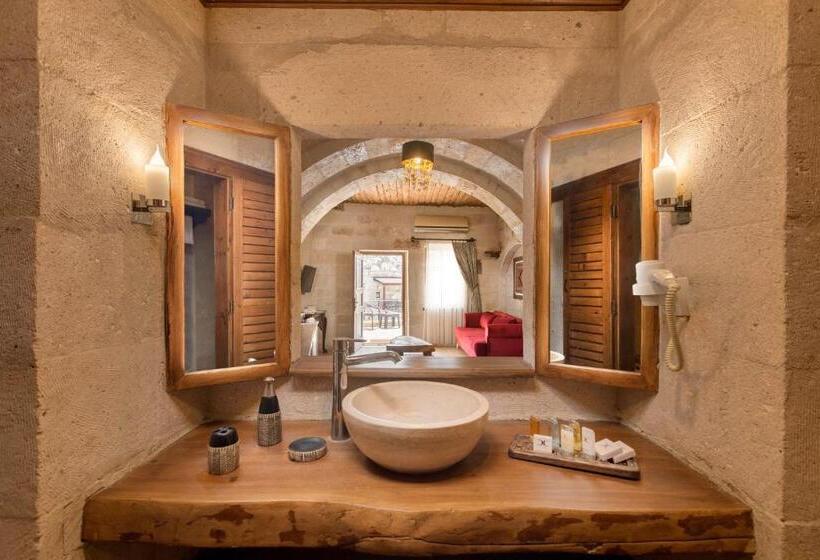 غرفة قياسية مزوَّدة بشُرفة, Doors Of Cappadocia Special Cave