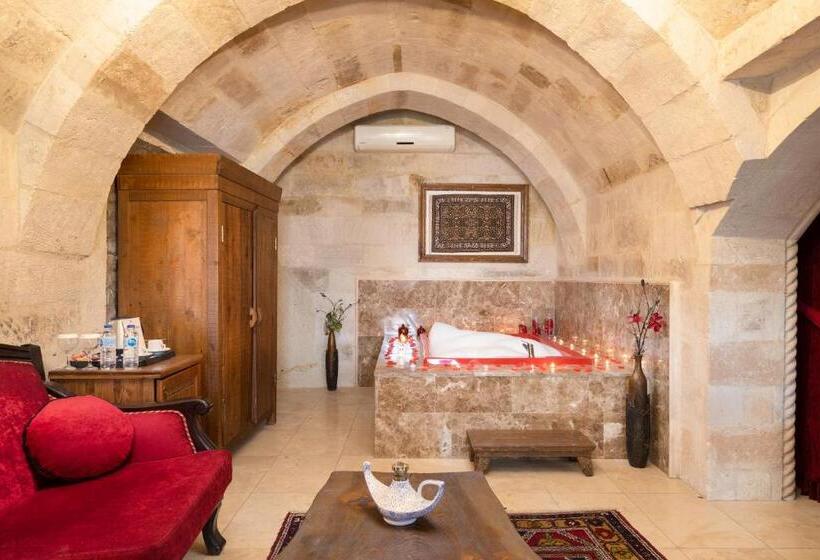 غرفة قياسية مزوَّدة بجاكوزي, Doors Of Cappadocia Special Cave