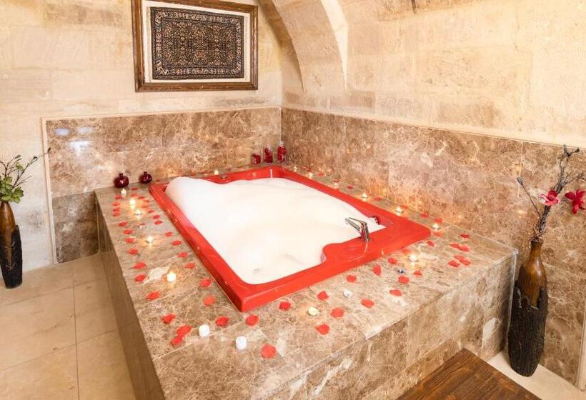 غرفة قياسية مزوَّدة بجاكوزي, Doors Of Cappadocia Special Cave