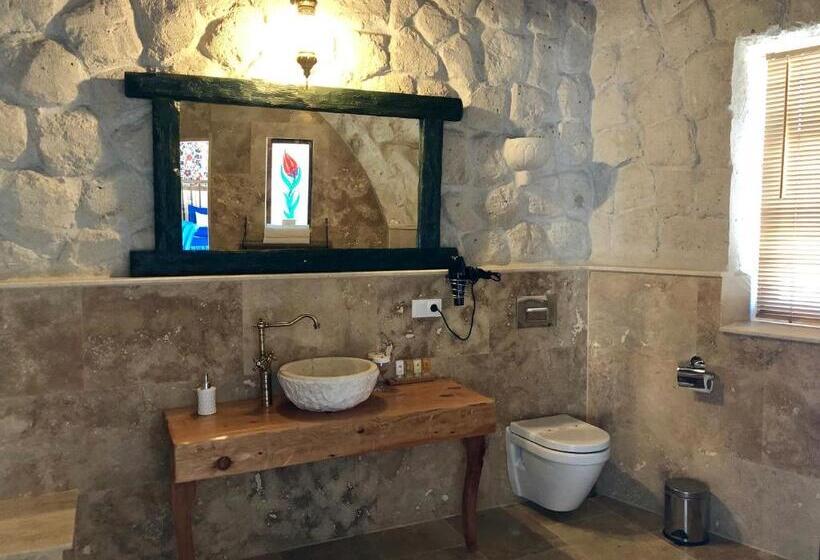 غرفة قياسية مزوَّدة بجاكوزي, Doors Of Cappadocia Special Cave