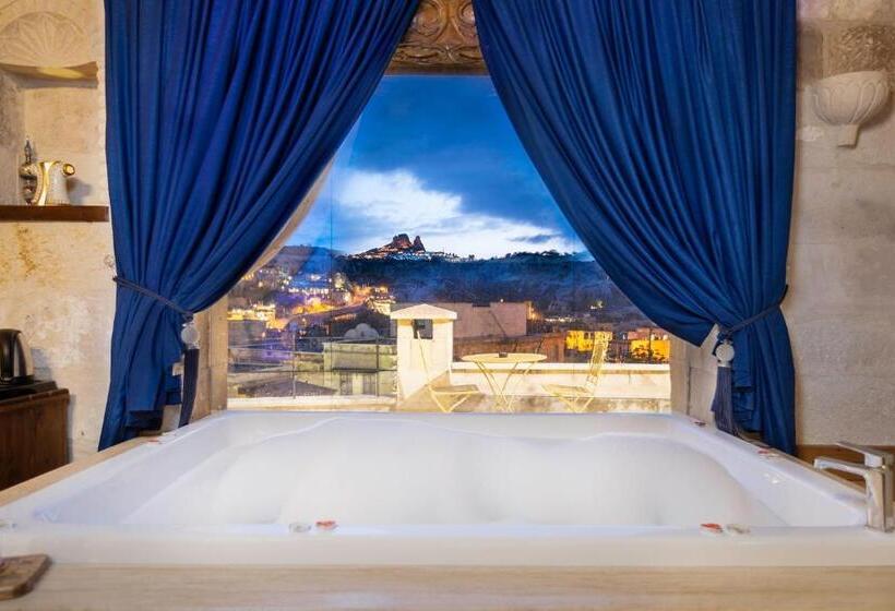 غرفة قياسية مزوَّدة بجاكوزي, Doors Of Cappadocia Special Cave