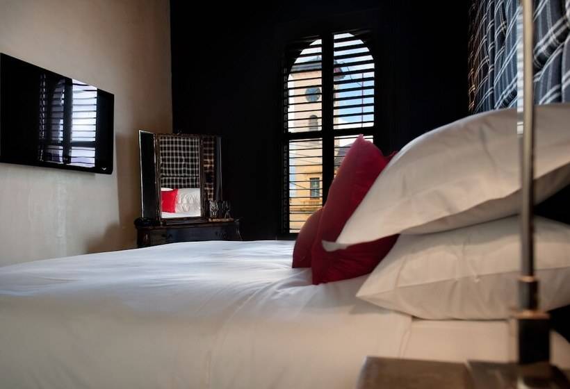 غرفة قياسية, Frangos