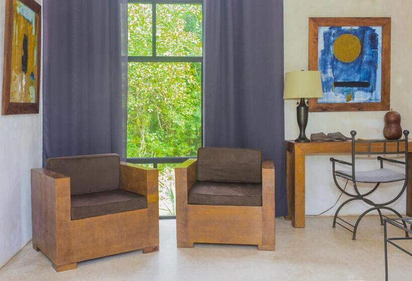 جناح, Hacienda Ticum