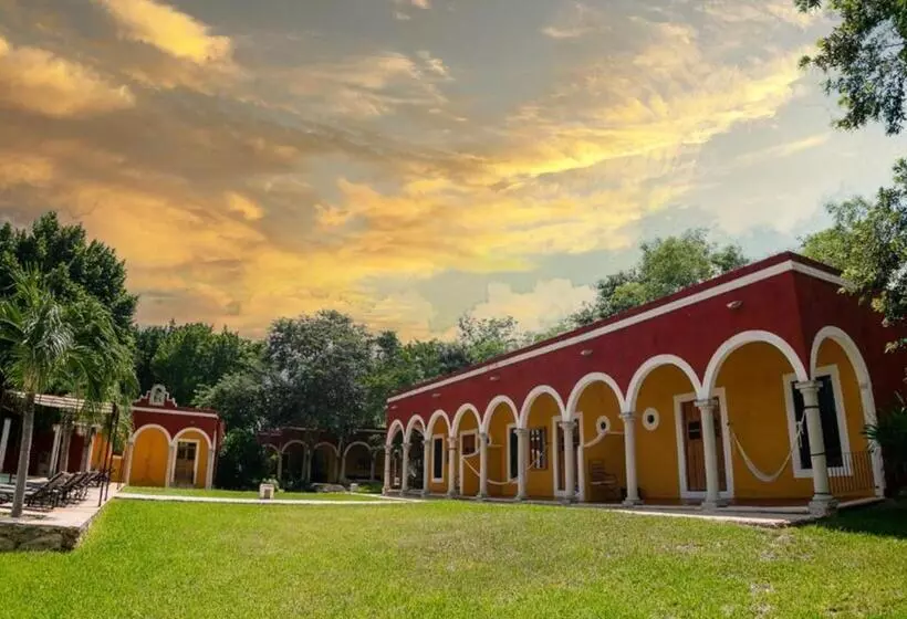 スイート, Hacienda Ticum