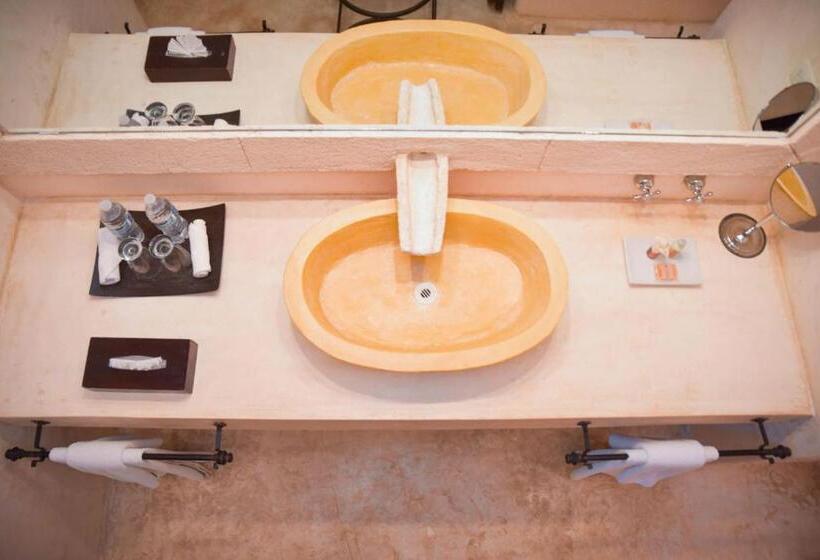 جناح, Hacienda Ticum