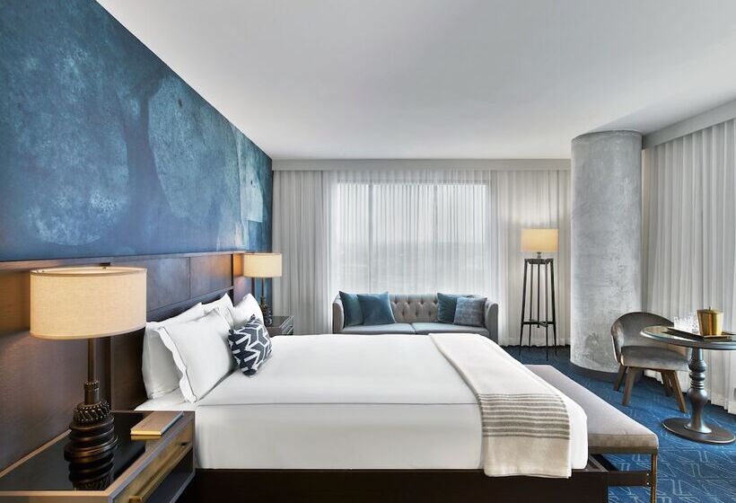 اتاق استاندارد با تخت بزرگ, Van Zandt