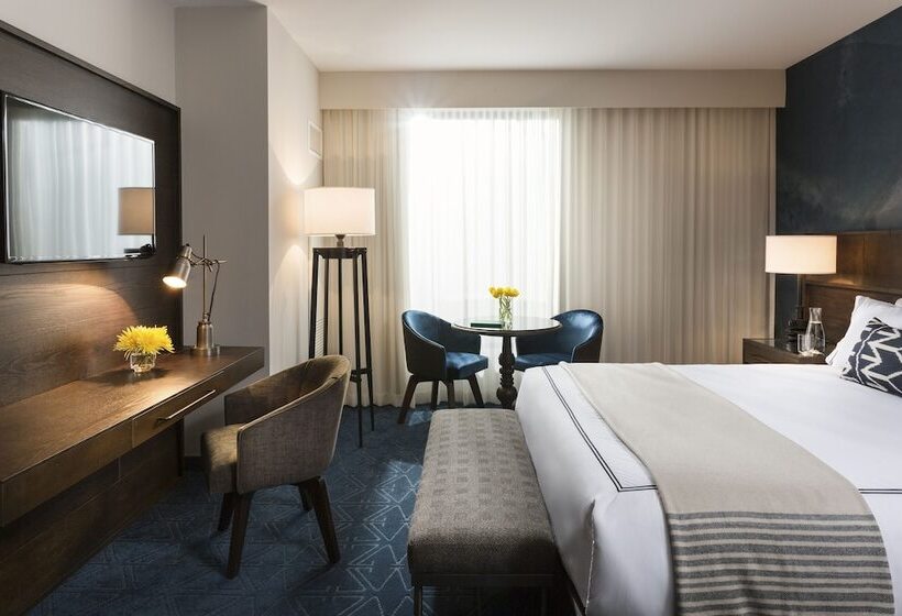 اتاق استاندارد با تخت بزرگ برای معلولان, Van Zandt