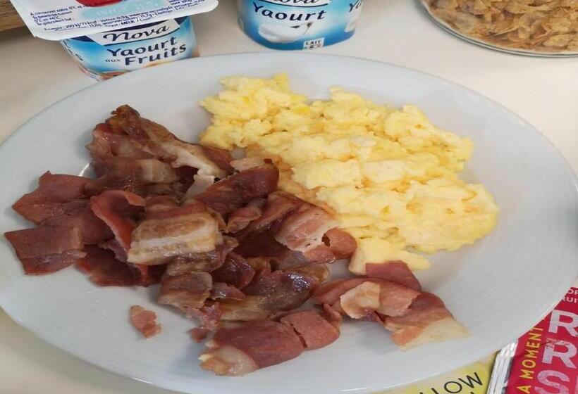 غرفة قياسية ثلاثية, Kyriad Direct Arras Saint Laurent Blangy Parc Expo