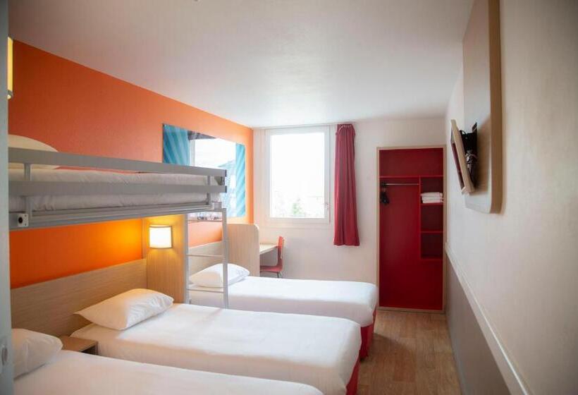 غرفة قياسية رباعية, Kyriad Direct Arras Saint Laurent Blangy Parc Expo