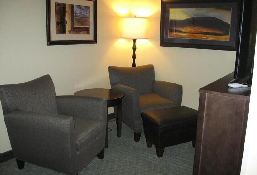 جناح, Little Missouri Inn & Suites New Town