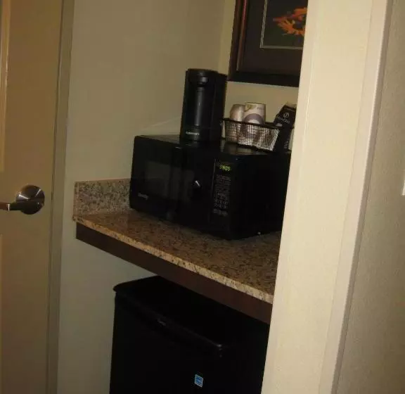 Sviitti, Little Missouri Inn & Suites New Town
