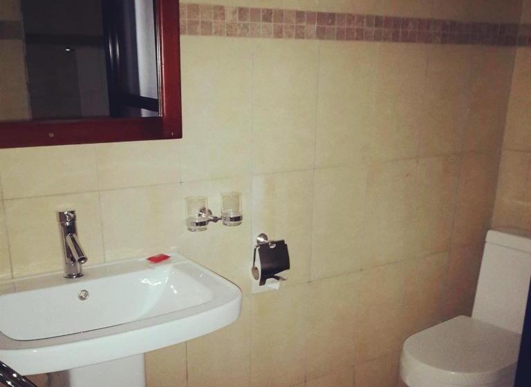 سوییت اجرایی, Nile Village Hotel & Spa