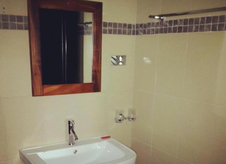 اتاق خانوادگی, Nile Village Hotel & Spa