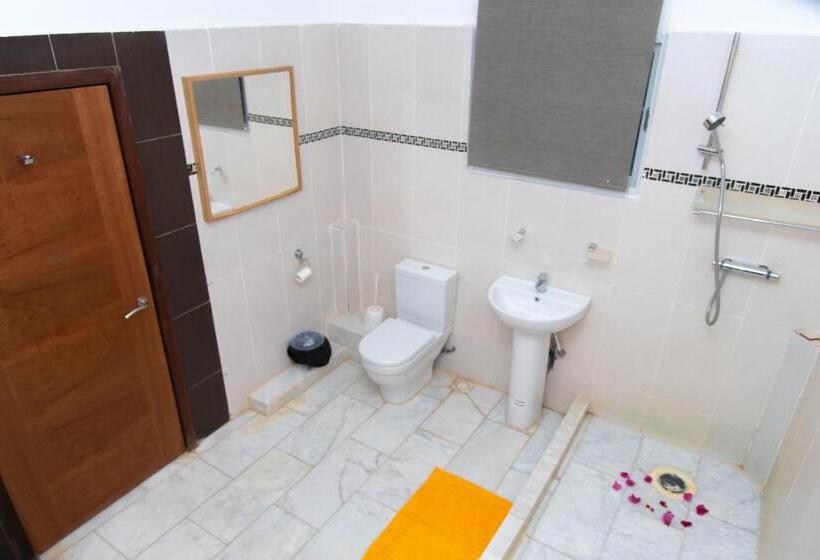 اتاق لوکس با چشم‌انداز دریا, Ocean Villa Heights