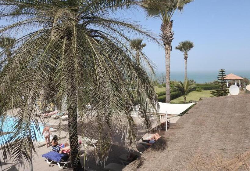 اتاق سه نفره سوپریور با چشم‌انداز دریا, Ocean Villa Heights